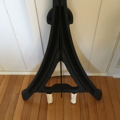 Ultimate XL29B Axcel Foldable Guitar Stand (excellent used