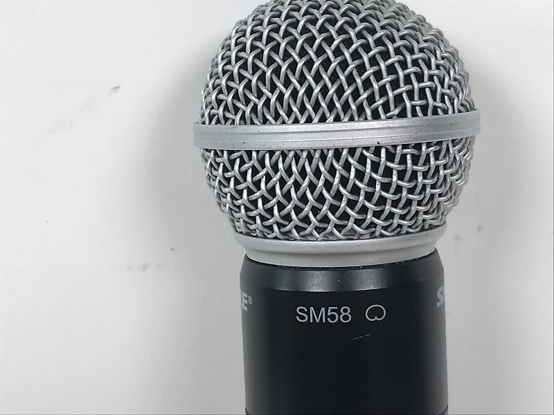 Shure SLX2/SM58 Wireless Handheld Microphone Transmitter with SM58 Capsule  (Receiver Sold Separately) : : Musical Instruments, Stage & Studio