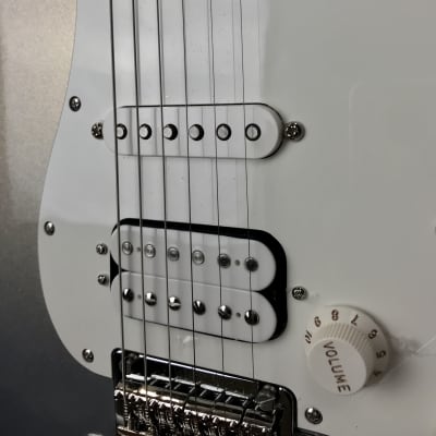 Fender Player Seriers Stratocaster HSS with Maple Fretboard 2020 Silver image 3