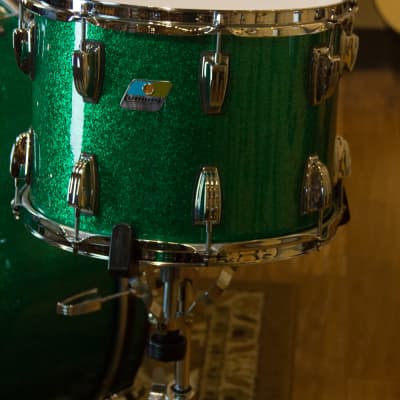 Ludwig Classic Maple Green Sparkle Drum Kit 26" 18" 14" image 4