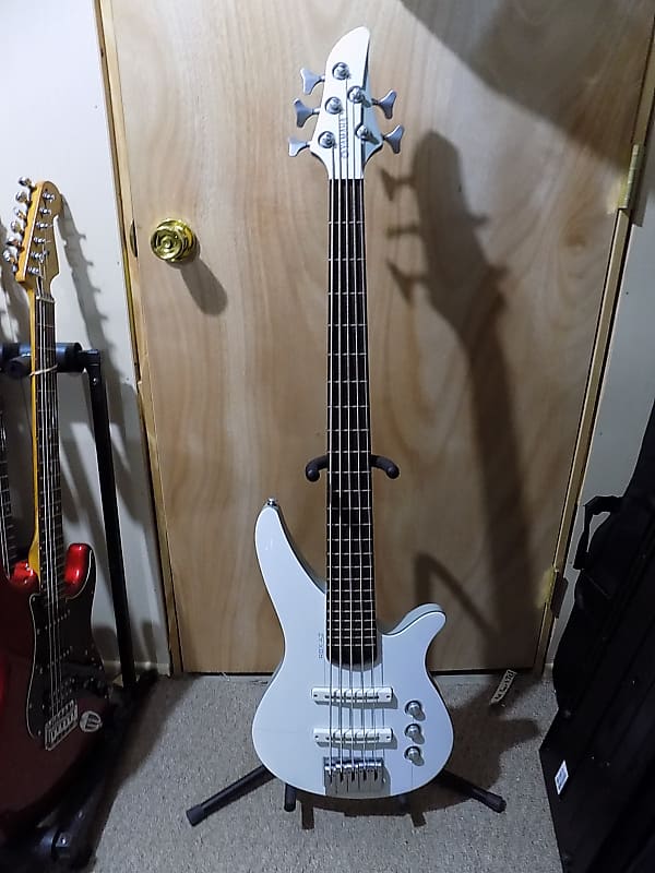 Yamaha RBX A2 FIVE STRING BASS GUITAR Bass Guitar white | Reverb
