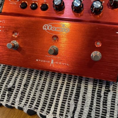 Atomic AmpliFIRE Multi-Effects and Amp Modeler | Reverb Canada