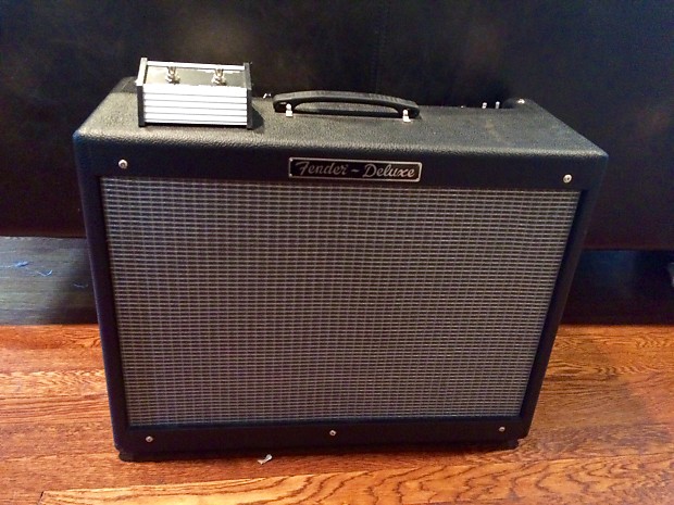 その他 Fender Hot rod deluxe. 2231200000_amp_frt_001_nr-