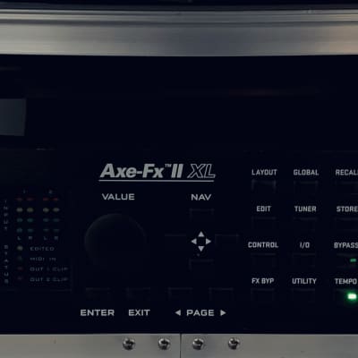 Fractal Audio Axe-FX II XL+ Preamp/Effects Processor | Reverb Canada