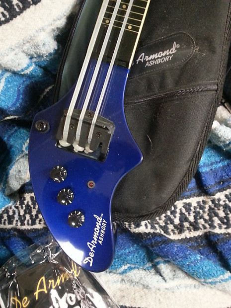 Ashbory Bass w case & strings De Armond ? Blue