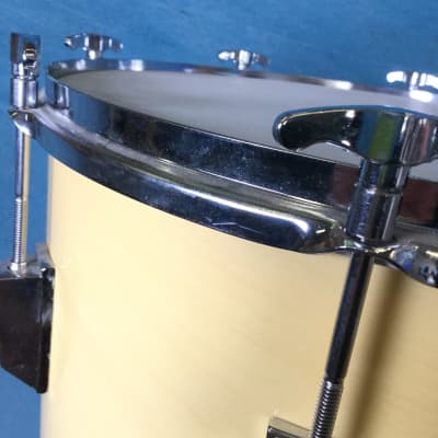 Unmarked 11" x 14” Floor Tom With T-Handle Tension Rods Owned by Junkie XL Bild 2