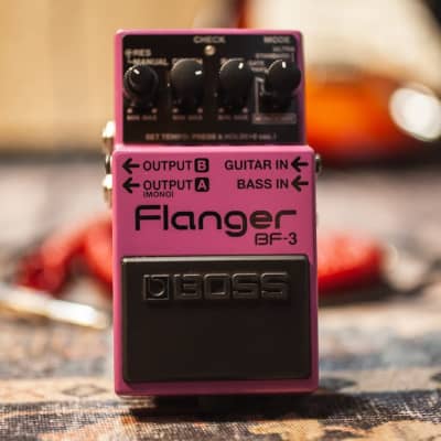Boss BF-3 Flanger Guitar Effects Pedal image 6