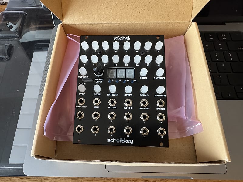 Schottkey Modular Ratchet