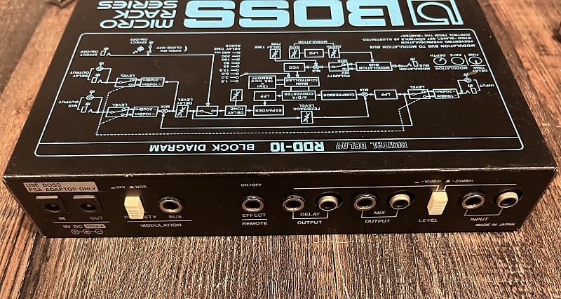 Vintage Boss RDD-10 Micro/Half Rack Delay- I Use This Delay For Every Video