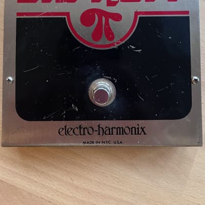 Electro-Harmonix Big Muff Pi V3 (Red & Black) 1977 - 1978 - Silver image 4