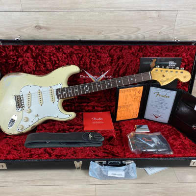 Fender Custom Shop 1967 Stratocaster Heavy Relic Electric Guitar Aged Vintage White image 3