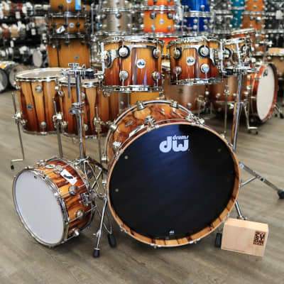 DW Collector's Series Exotic Standard Maple 6-Piece Shell Pack 8/10/12/14/16/22 (Natural To Burnt Toast Fade over African Chen Chen w/ Nickel Hardware) image 1