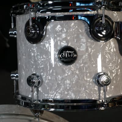 DW 12/16/22 Performance Series Drum Kit Set in White Marine Pearl image 4