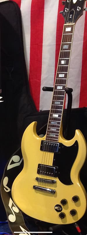 Gibson USA SG standard 1980年製　ヴィンテージ 1983 SG Standardの密かなスペック変更 | Vintage Maniacs