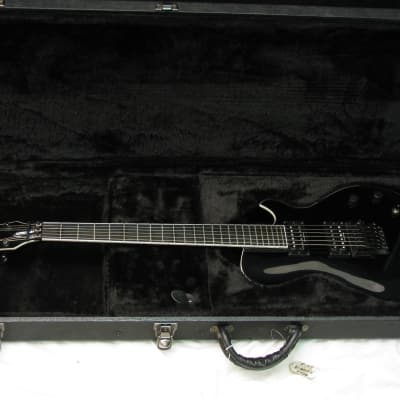 Michael Kelly Patriot Magnum Tremolo electric guitar Gloss Black w/ Case - Floyd for sale