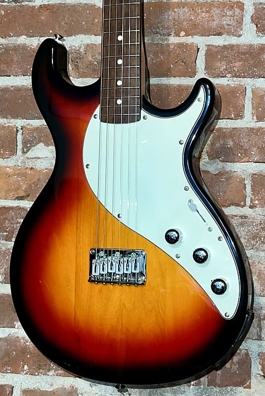 Line 6 Variax 600 Sunburst | Reverb