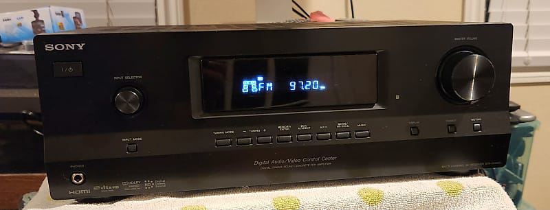 Sony Sony STR-DH520 7.1 channel receiver 90s  - Black  			