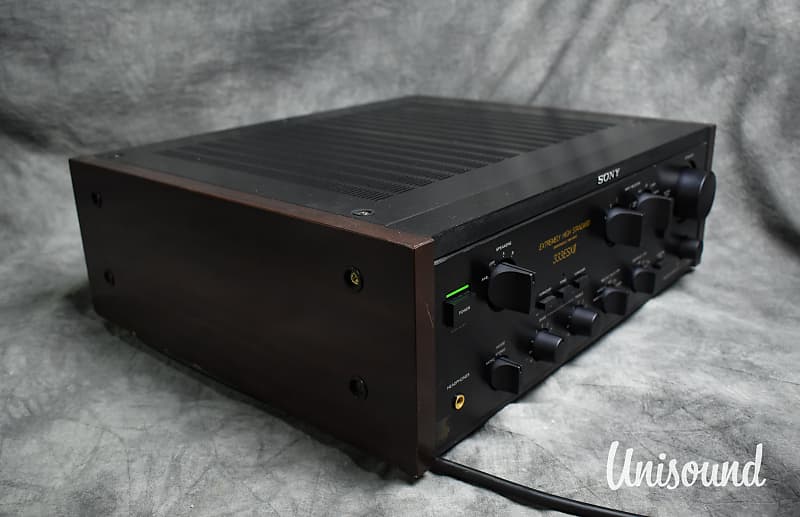 Sony TA-F333ESXⅡ Integrated Stereo Amplifier in Very Good Condition