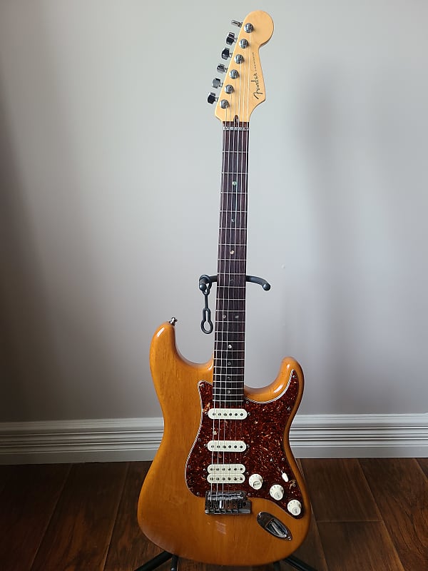Fender American Deluxe Stratocaster HSS 2006 - Amber | Reverb