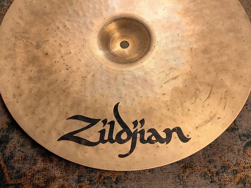 【2024】Zildjian Ｋカスタムダーククラッシュ17インチ（シズル付） シンバル