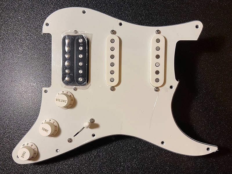 BB3 Custom Boutique - Pre-Wired Pickguard with Suhr V63 (Neck/Bridge)& SSH  (Bridge) Pickups