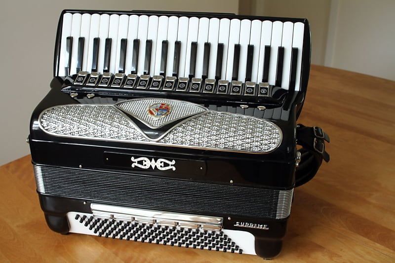 FARIAS ACORDEON 29-52 2 of 2 Accordion-style Book With -  Finland