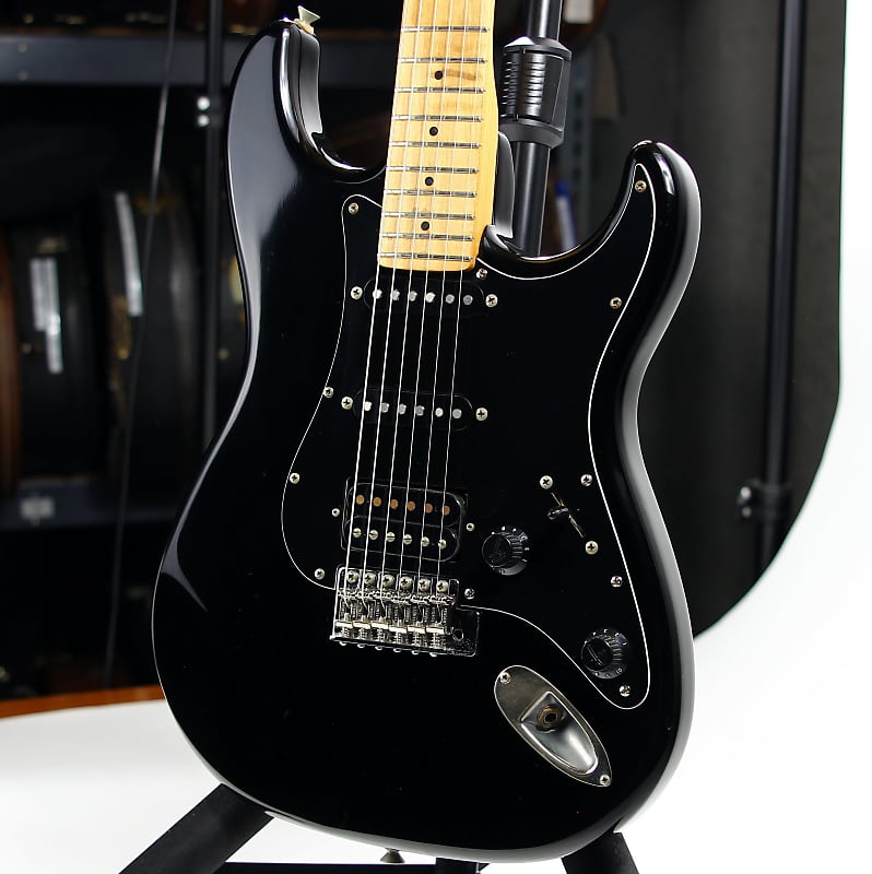 FENDER JAPAN STM-60 STRATOCASTER - エレキギター