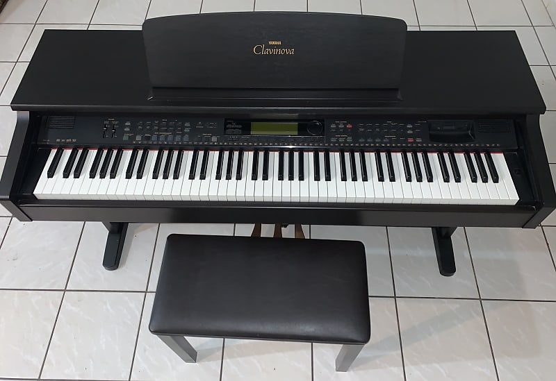 大型ネコ YAMAHA Clavinova CVP-92本体のみ Clavinova CVP-92 - Yamaha