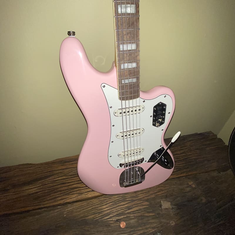 Squier BassⅥ ピンク 限定色 Squier BassⅥ ピンク 限定色 - メルカリ