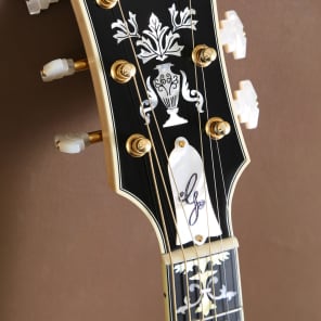 2016 Gibson SJ-200 Gallery Custom Vine Acoustic Guitar J-200 image 2