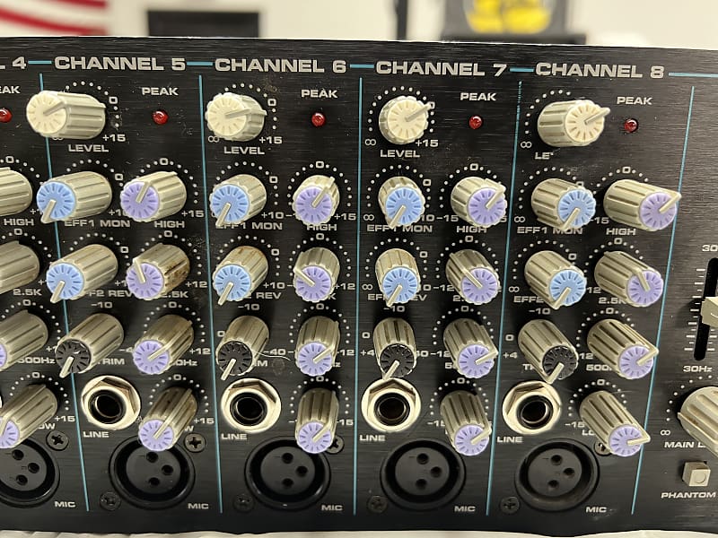 Samson 8 Channel Powered Mixer, S83 | Reverb
