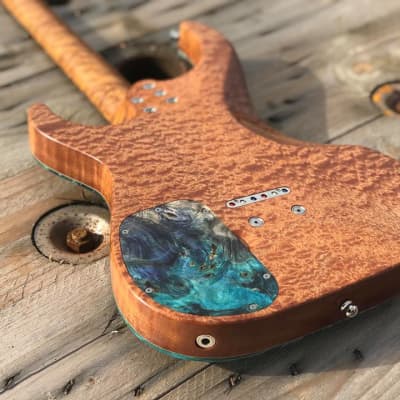 大幅値下げ中【Grainger Guitars】Apollo 6 custom 大幅値下げ中【Grainger Guitars】Apollo 6 custom