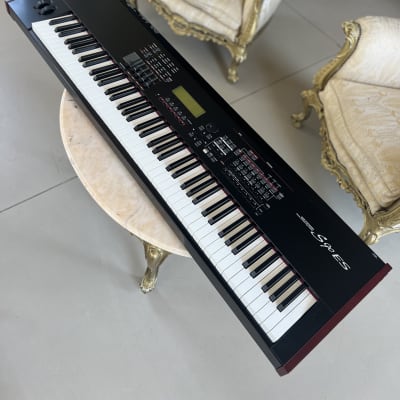 Yamaha S90 Es