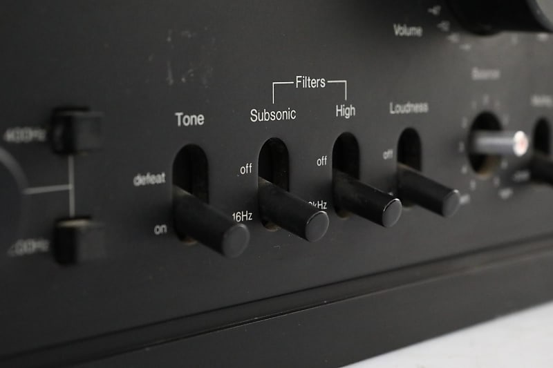 アンプ Sansui  Integrated Amplifier Vintage Hi-Fi Audio Restorations: Sansui AU-717 Integrated