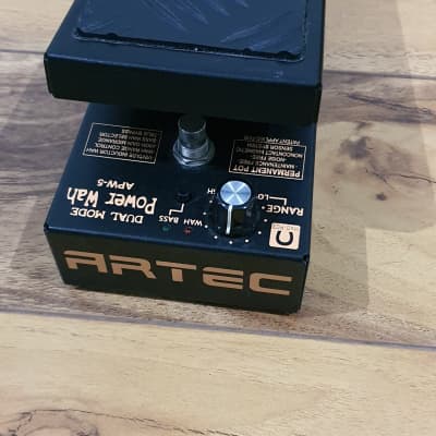 Artec Power Wah APW-5 Dual Mode with Bass switch for sale