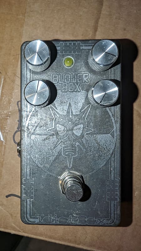 IdiotBox Effects Blower Box