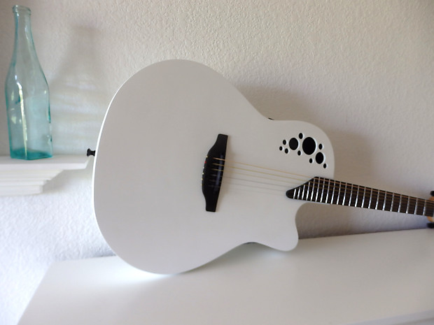 Ovation Elite TX Series 1778TX-6S Acoustic/Electric White w