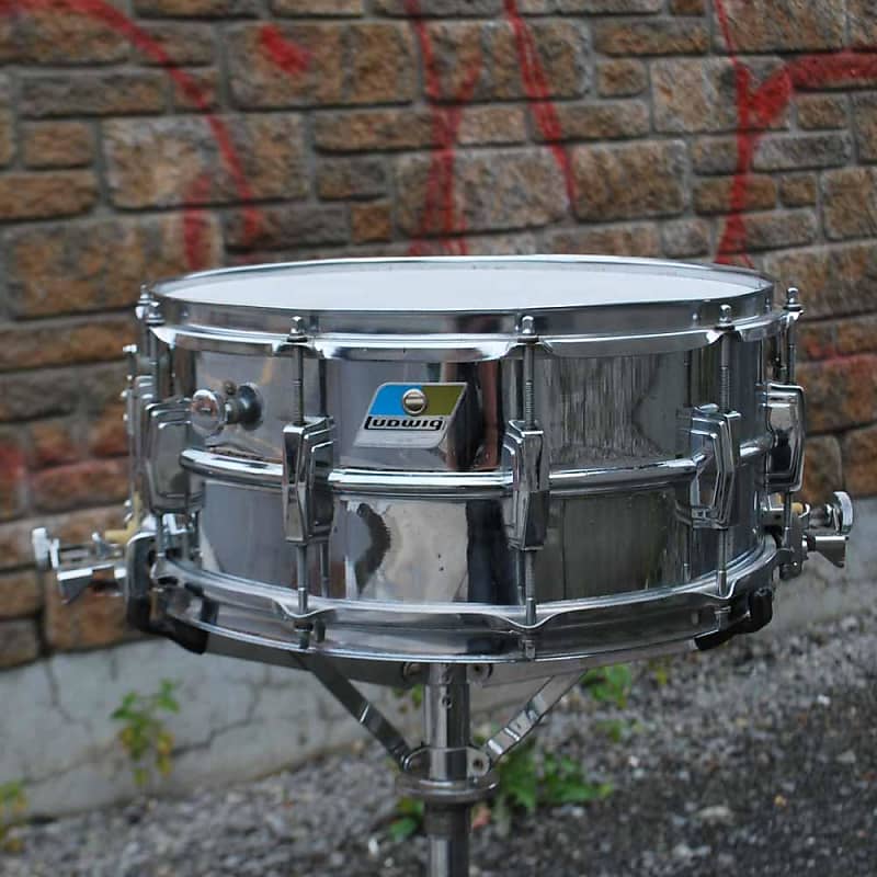 Ludwig No. 411 Super-Sensitive 6.5x14" Aluminum Snare Drum with Pointed Blue/Olive Badge 1969 - 1979 image 4