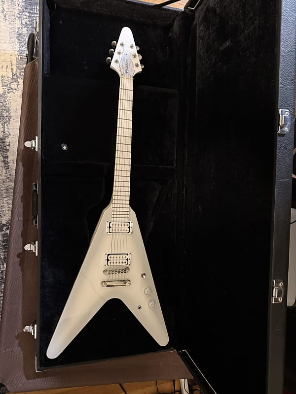 Epiphone Brendon Small Signature Snow Falcon Flying V | Reverb