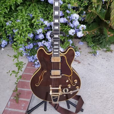 1969 Gibson Es-355 Custom Walnut~100% Original~ Professional Grade Top Of The Line Pre Norlin w no issues 
 Nice as they get image 1
