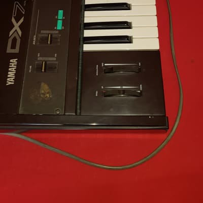 Yamaha DX7 Digital FM Synthesizer image 4
