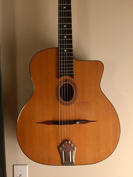Favino guitar 2025