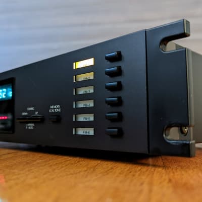 SANSUI 　T-α7　FM/AMステレオチューナー Amazon.co.jp: SANSUI 山水 サンスイ T-α7 FM/AMステレオ