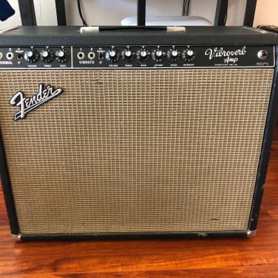 Fender Vibroverb 2-Channel 40-Watt 1x15