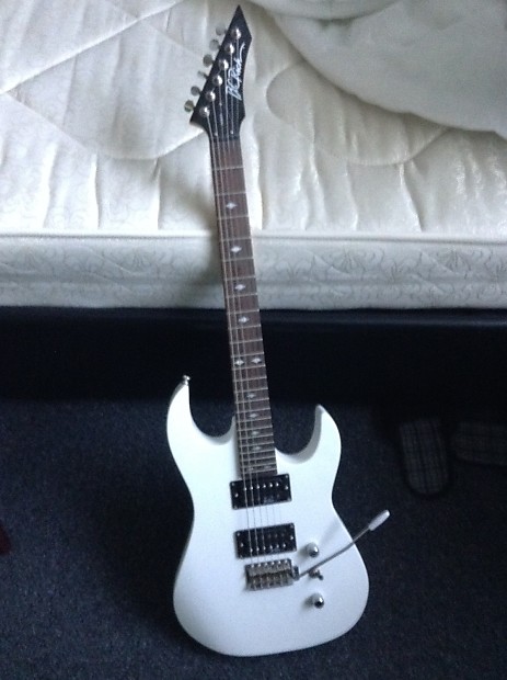 B.C. Rich ASM-1 White – Chicago Music Exchange