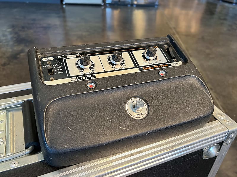 Boss DM-1 Delay Machine 1978 - 1979 - Black