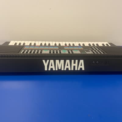 Yamaha PSS-570 Synthesizer image 4