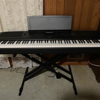 Yamaha DGX 670B 88-Key Weighted Action Portable Grand Digital Piano