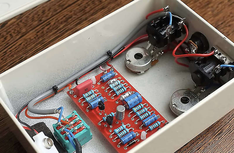 ギター Catsledine Olympic Custom Fuzz Castledine Olympic Custom Fuzz - Brand New | Reverb