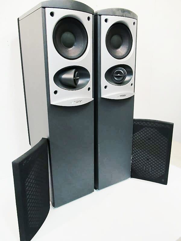 Bose 601 Series IV Speakers. Great Condition. Dual Drivers Excellent Base